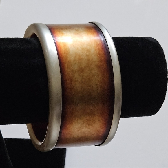 Rare! Vintage Anne Klein Chunky silver brown yellow Acrylic Bold Bangle Bracelet - Picture 10 of 11
